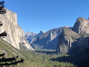 View from south entrance to Yosemite National Park Californiatrtance
